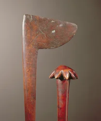 Maori Tewhatewha e New Caledonian Club (detalhe) (madeira)